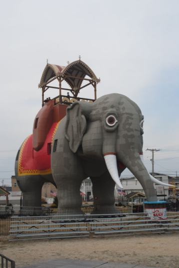 Lucy the Elephant, house with 6 storeys